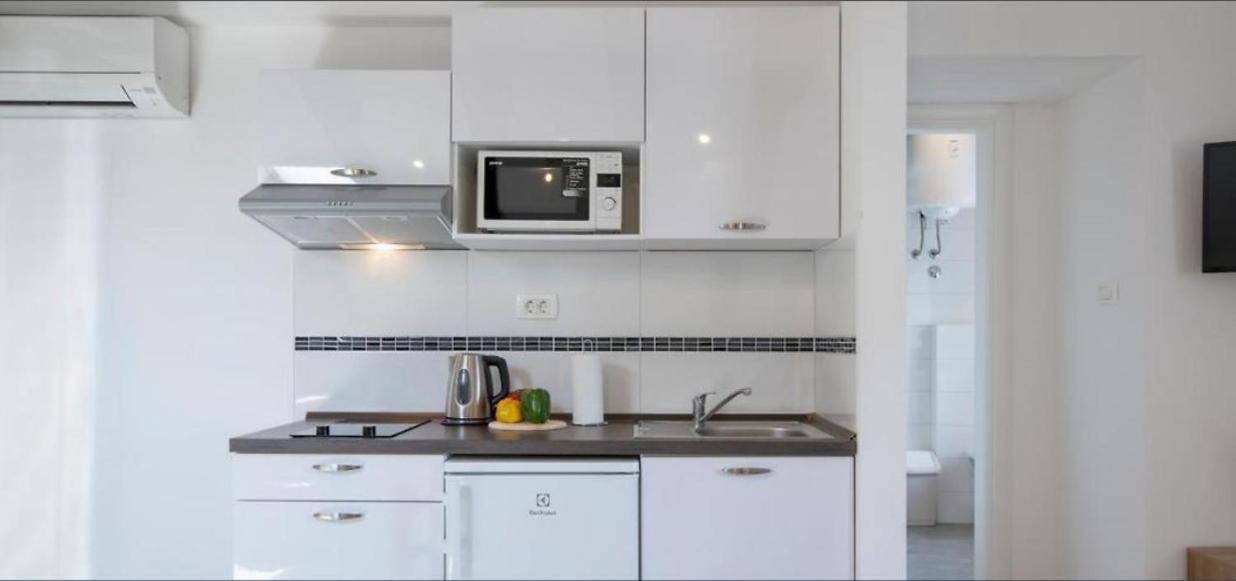 Central Apartments プーラ エクステリア 写真